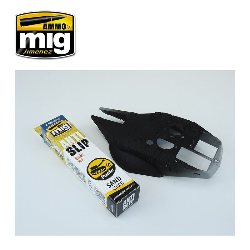 Ammo Anti-Slip Paste sand color za makete

Pasta za protivkliznu teksturu na tenkovima